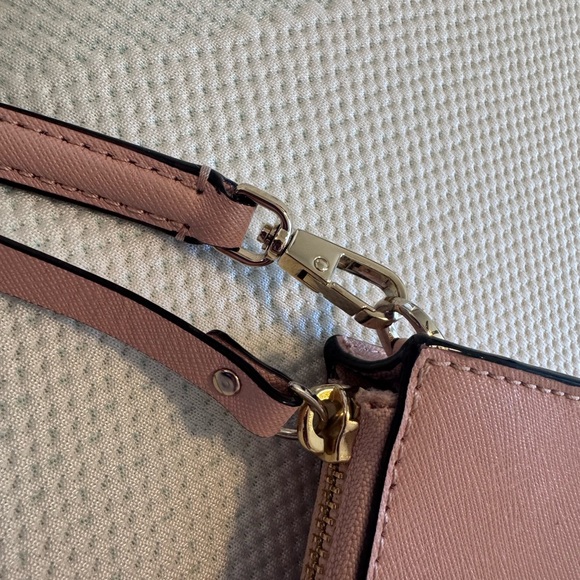 Kate Spade Pastel Pink Crossbody with Gold Accents - Picture 7 of 9